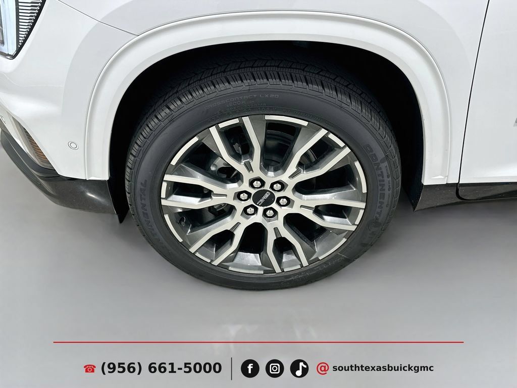 New 2027 GMC Acadia Denali Ultimate w/ LPO, Floor Liner Package AWD/4WD image 33