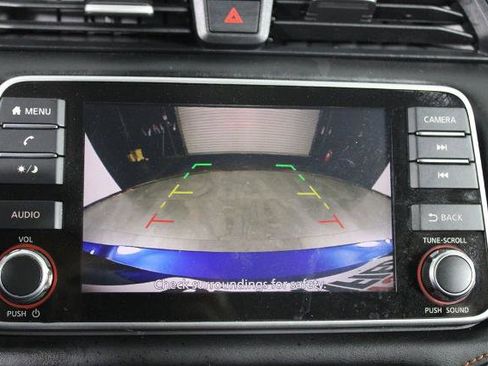 Certified 2022 Nissan Versa SR image 27