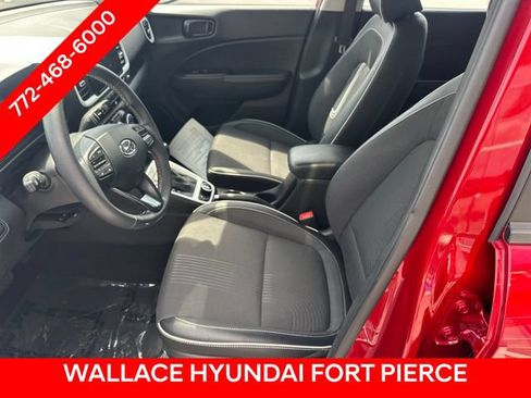 Used 2023 Hyundai Venue Limited w/ Cargo Package FWD image 17