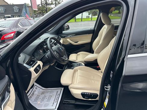 Used 2018 BMW X1 xDrive28i AWD/4WD image 15
