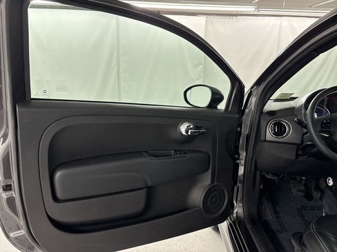 Used 2018 FIAT 500 e image 21