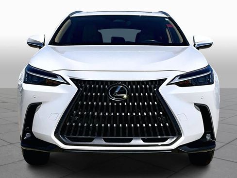 Used 2025 Lexus NX 250 FWD w/ Accessory Package (Z1) image 4