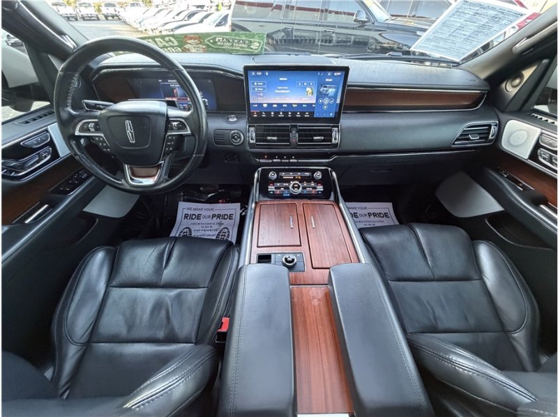Used 2022 Lincoln Navigator L Reserve AWD/4WD image 34