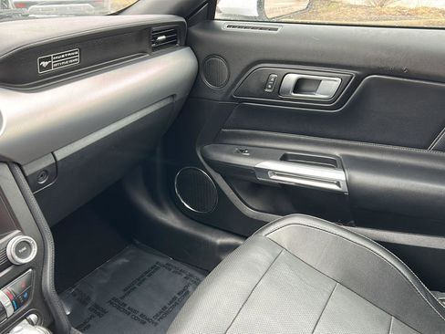 Used 2020 Ford Mustang Premium image 20