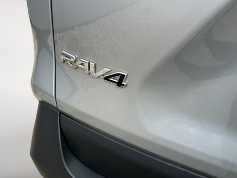Certified 2025 Toyota RAV4 XLE AWD/4WD image 40