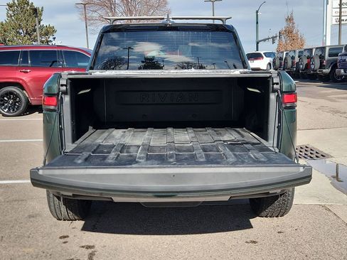Used 2022 Rivian R1T Adventure image 10