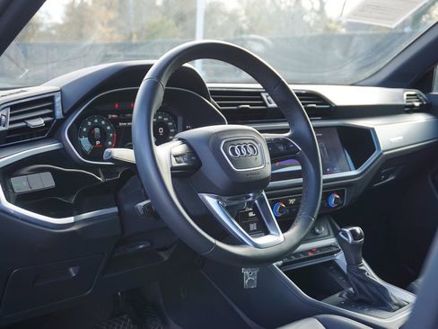 Used 2022 Audi Q3 2.0T Premium image 10