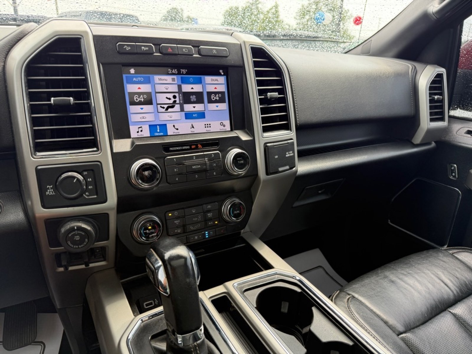 Used 2019 Ford F150 Lariat w/ Equipment Group 502A Luxury AWD/4WD image 12