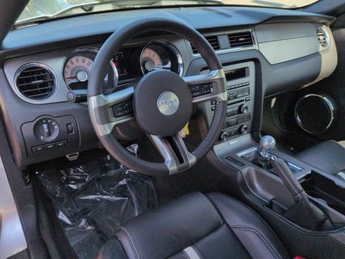 Used 2012 Ford Mustang GT Premium w/ Comfort Pkg RWD image 14