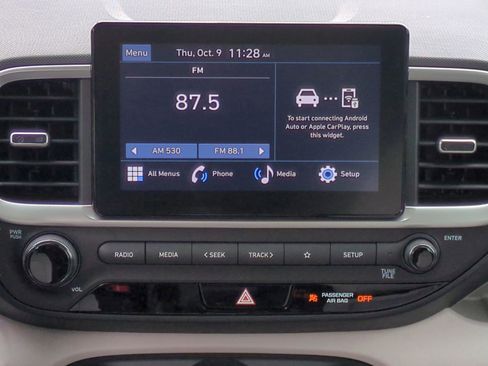 New 2026 Hyundai Venue SEL FWD image 17