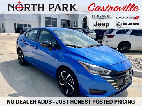 Used 2024 Nissan Versa SR FWD image 1