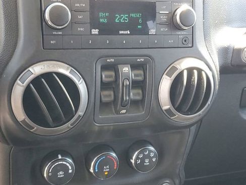 Used 2012 Jeep Wrangler Unlimited Sport image 23