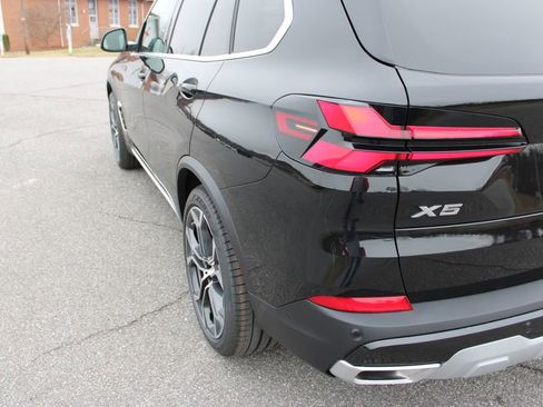 New 2026 BMW X5 xDrive40i image 43