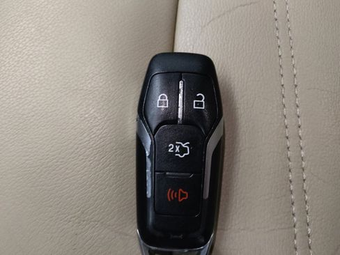 Used 2016 Ford Edge SEL w/ Equipment Group 201A image 32