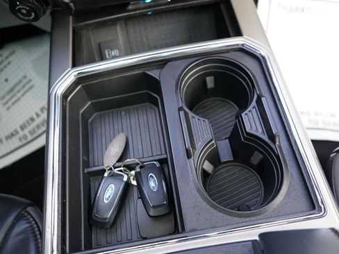 Used 2022 Ford F350 Platinum AWD/4WD image 19