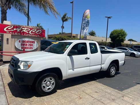 Used 2015 Toyota Tacoma 2WD Access Cab image 5