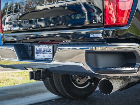 New 2026 Chevrolet Silverado 3500 LT AWD/4WD image 8
