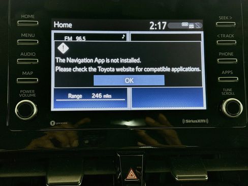 Used 2025 Toyota Camry SE FWD image 13
