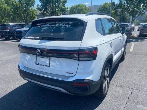 Used 2025 Volkswagen Taos S AWD/4WD image 4