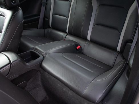 Used 2016 Chevrolet Camaro LT image 28