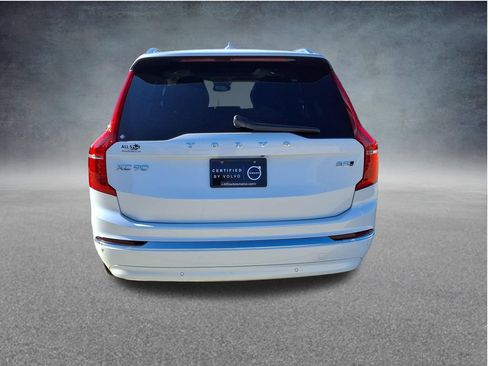 Certified 2025 Volvo XC90 B5 Core w/ Protection Package AWD/4WD image 7