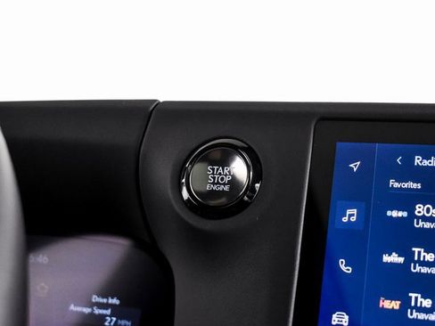 Used 2025 Lexus GX 550 image 30