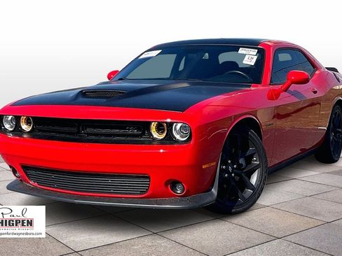 Used 2021 Dodge Challenger R/T w/ Blacktop Package image 11