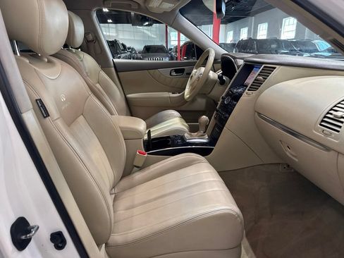 Used 2012 INFINITI FX35 AWD w/ Premium Pkg image 29