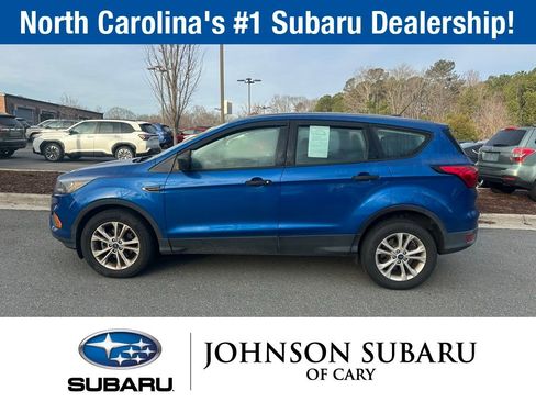 Used 2019 Ford Escape S image 5