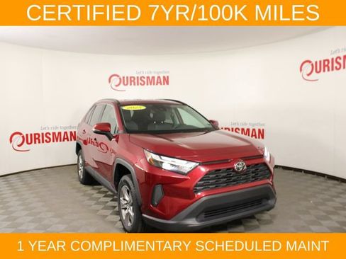 Used 2025 Toyota RAV4 XLE AWD/4WD image 11