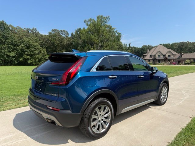 Used 2019 Cadillac XT4 Premium Luxury FWD image 5