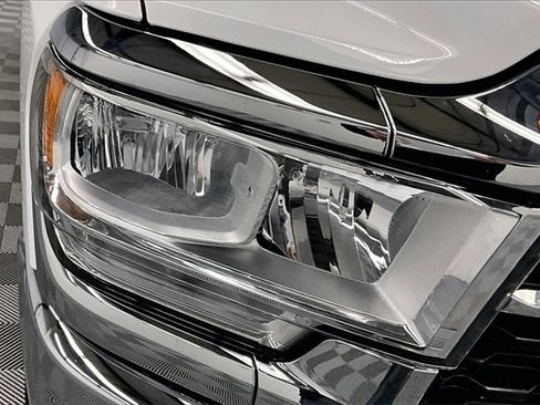 Used 2022 RAM 2500 Big Horn image 28