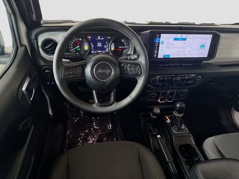 Used 2024 Jeep Wrangler Sport S w/ Convenience Group image 17