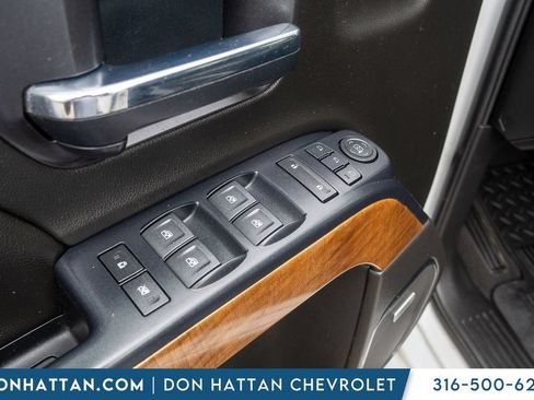Used 2018 Chevrolet Silverado 1500 LTZ AWD/4WD image 13