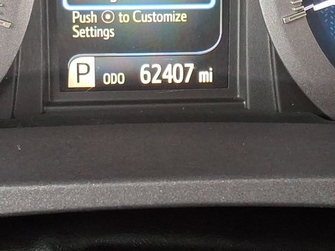 Used 2018 Toyota Sienna LE image 19