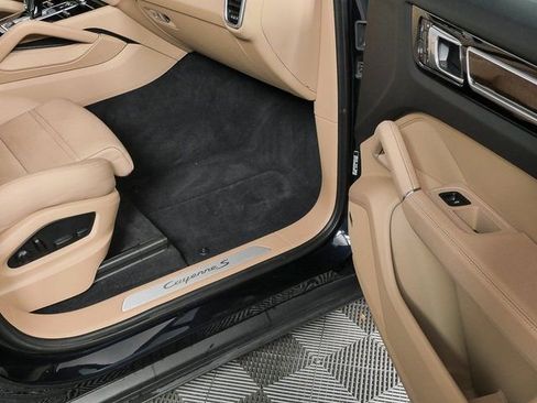 Certified 2022 Porsche Cayenne S image 25