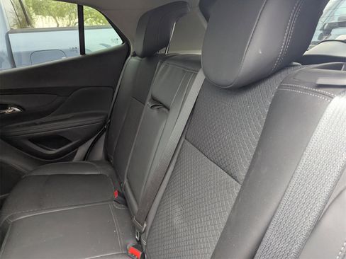 Used 2022 Buick Encore Preferred w/ Safety Package image 7