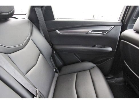 Certified 2023 Cadillac XT5 Luxury image 11