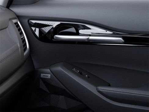 New 2025 Kia Seltos SX w/ SX Sunroof Package image 28