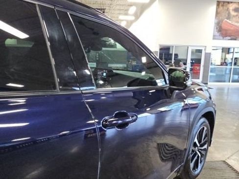 Used 2022 Toyota Highlander XSE image 50