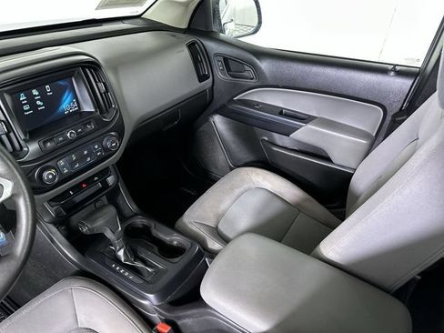 Used 2018 Chevrolet Colorado W/T w/ WT Convenience Package RWD image 36