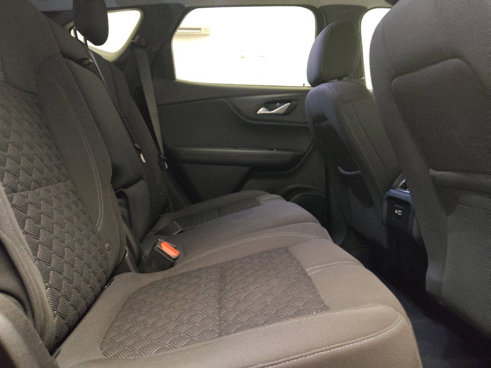 Used 2020 Chevrolet Blazer LT FWD image 19