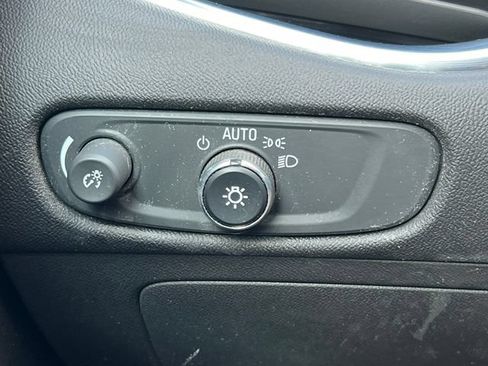 Used 2019 Chevrolet Malibu LT w/ Driver Confidence Package II FWD image 16