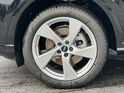 New 2025 Audi Q5 Prestige AWD/4WD image 34