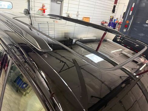 Certified 2025 Jeep Grand Cherokee Limited w/ Luxury Tech Group II image 7