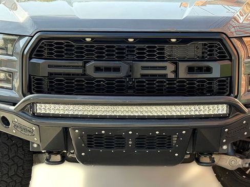 Used 2018 Ford F150 Raptor w/ Equipment Group 802A Luxury AWD/4WD image 19