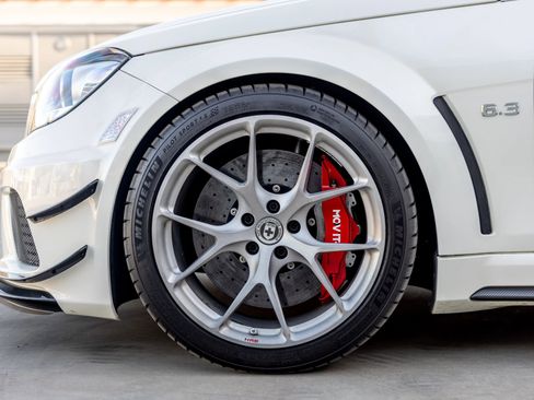 Used 2012 Mercedes-Benz C 63 AMG Coupe image 31