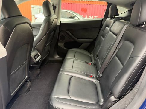Used 2023 Tesla Model Y Long Range image 16