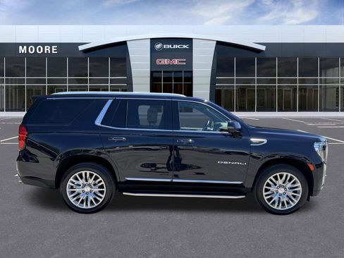 Used 2023 GMC Yukon Denali AWD/4WD image 2