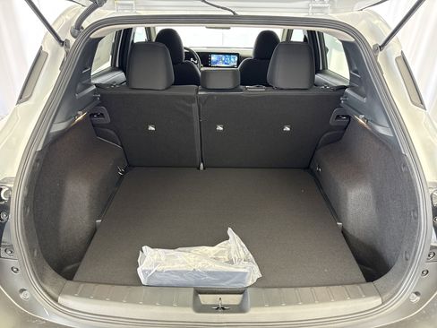 New 2026 Nissan Kicks SV image 17